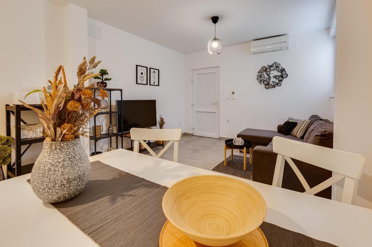 Apartments Juraj Petrčane Extérieur photo