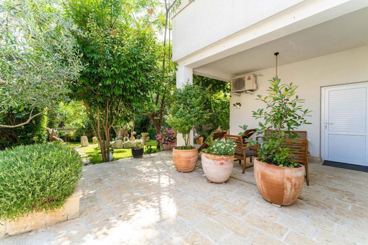 Apartments Juraj Petrčane Extérieur photo